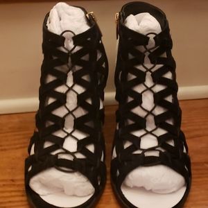 Vince Camuto Black Suede Block Heel Sandals